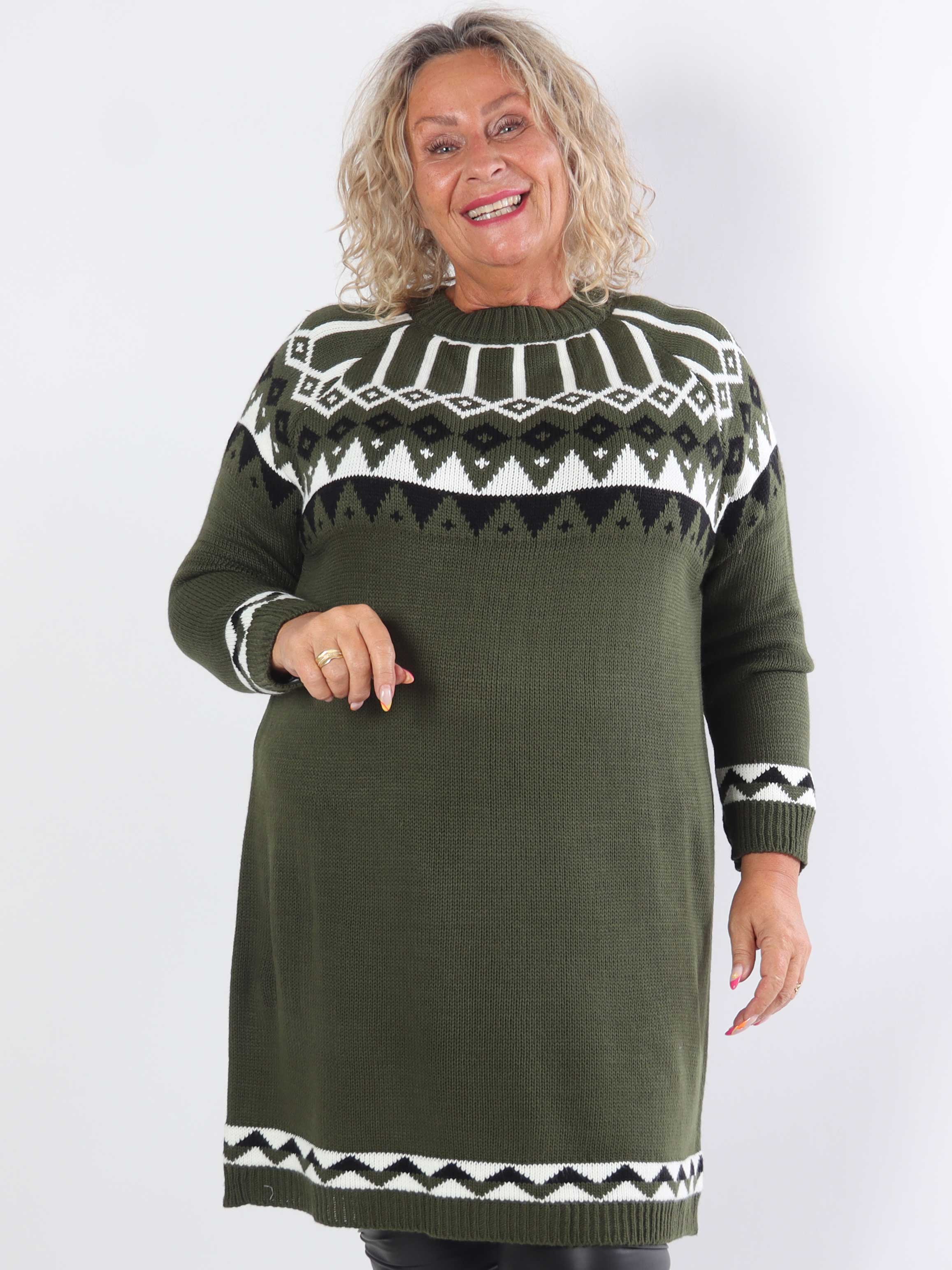 Viola - Stickad klänning med flerfärgat mönster